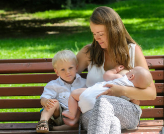 breastfeed in public